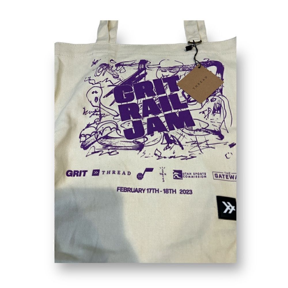 Thread Canvas Reusable Bag - Picture 2 of 6